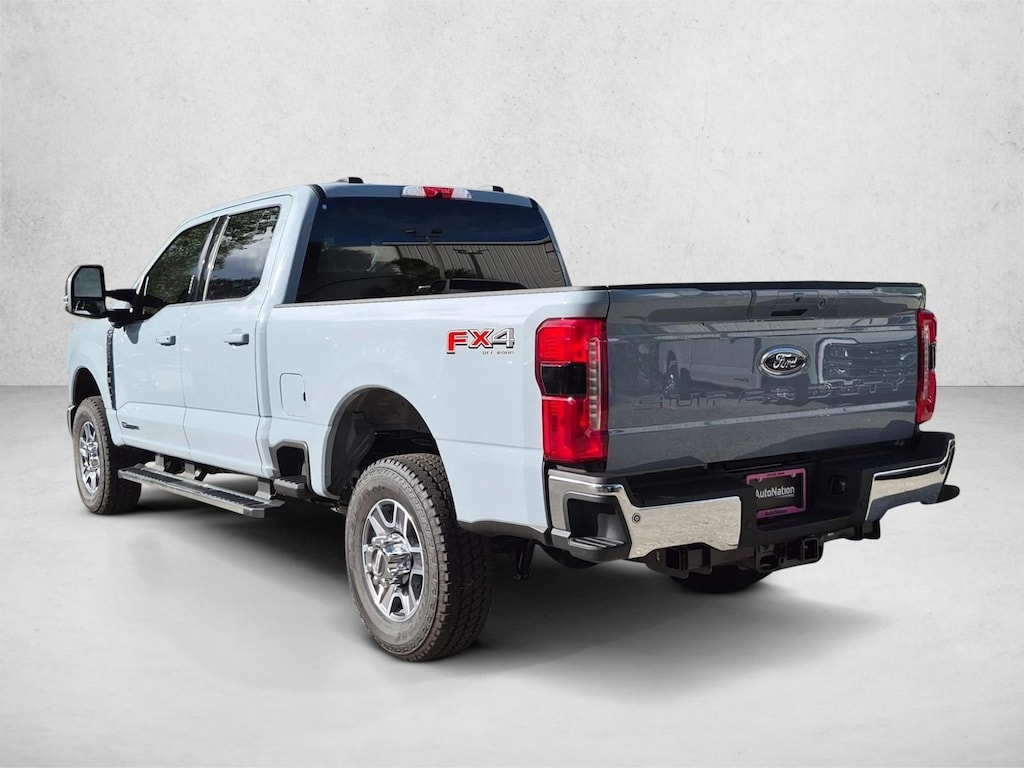 New 2026 Ford F-350 LARIAT Truck Crew Cab