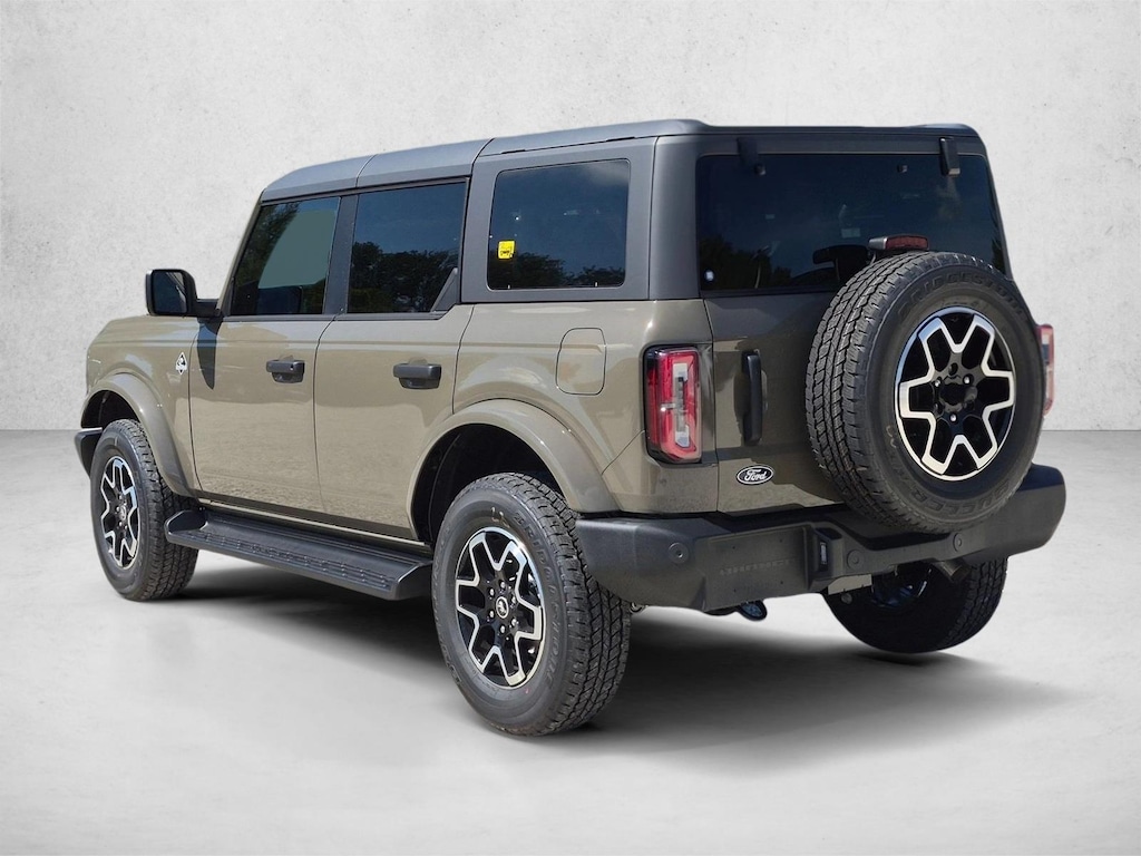 New 2026 Ford Bronco Outer Banks SUV