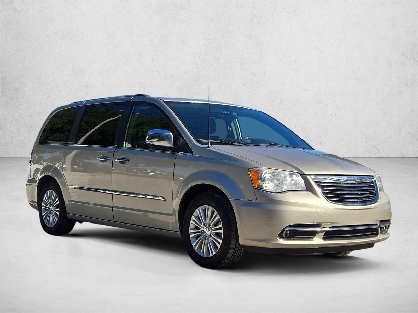 Used 2013 Chrysler Town & Country Limited Van