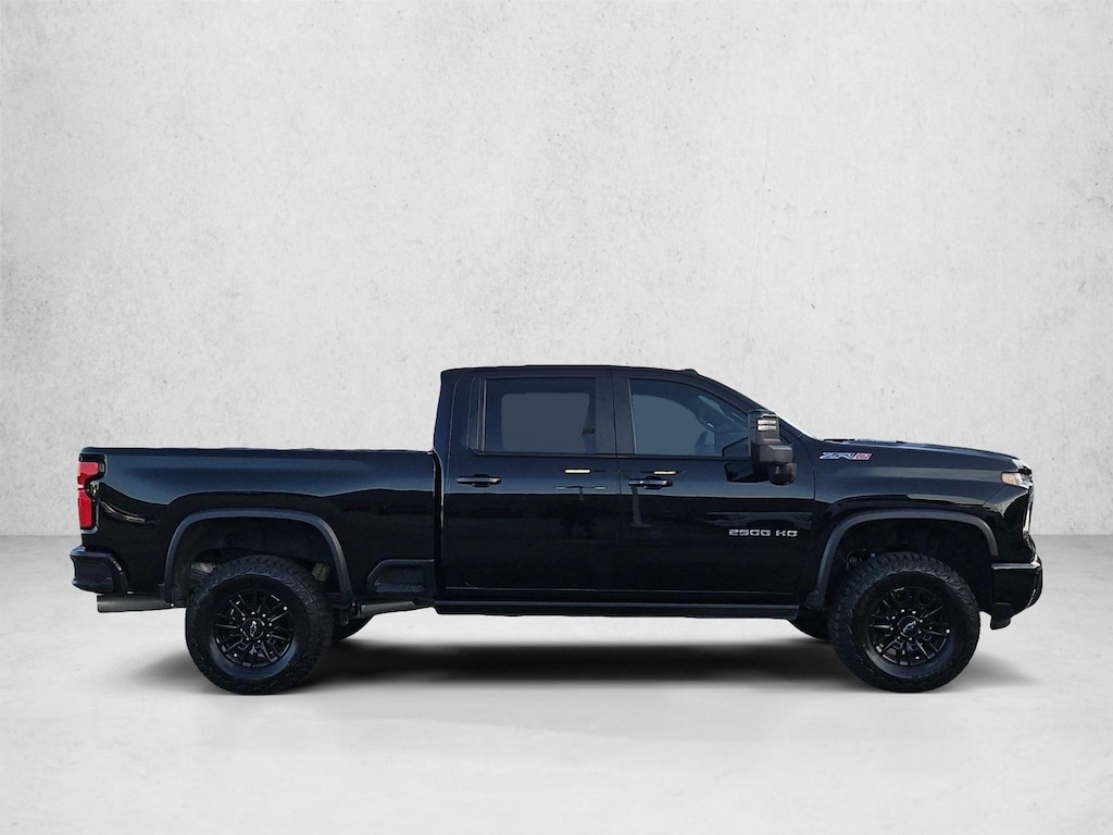 Used 2025 Chevrolet Silverado 2500 HD ZR2 Truck Crew Cab