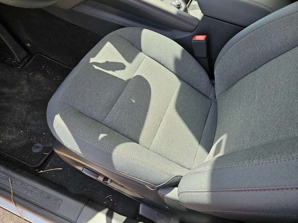 New 2026 Ford Explorer Active w/200A Pkg SUV