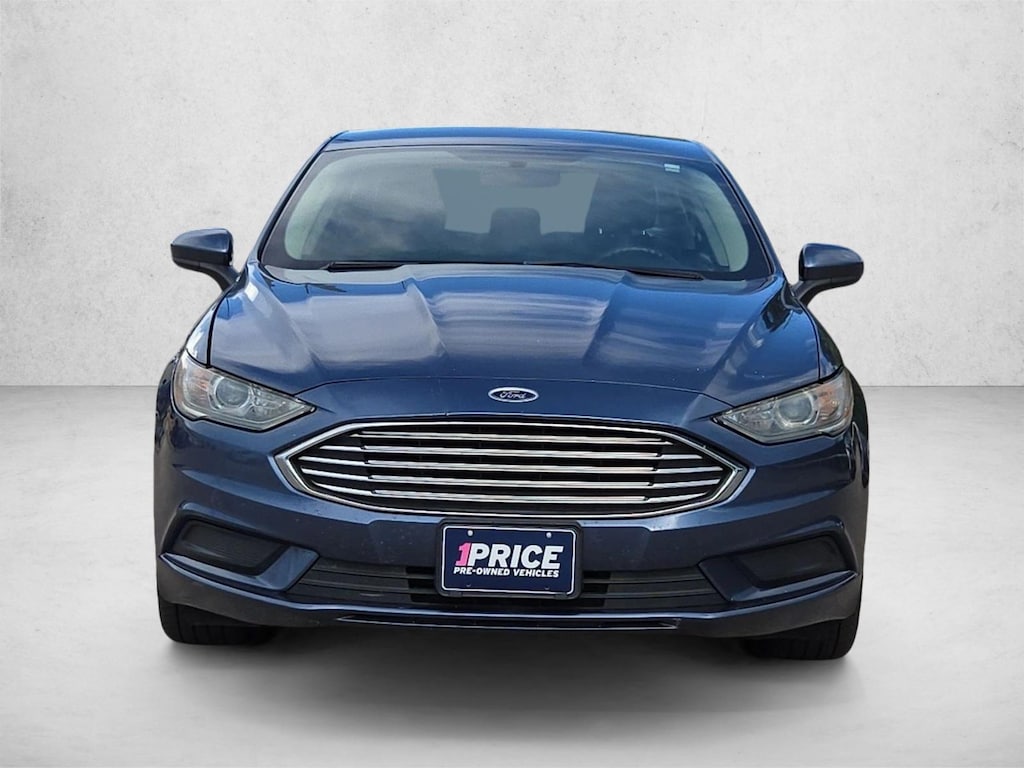 Used 2018 Ford Fusion SE Sedan