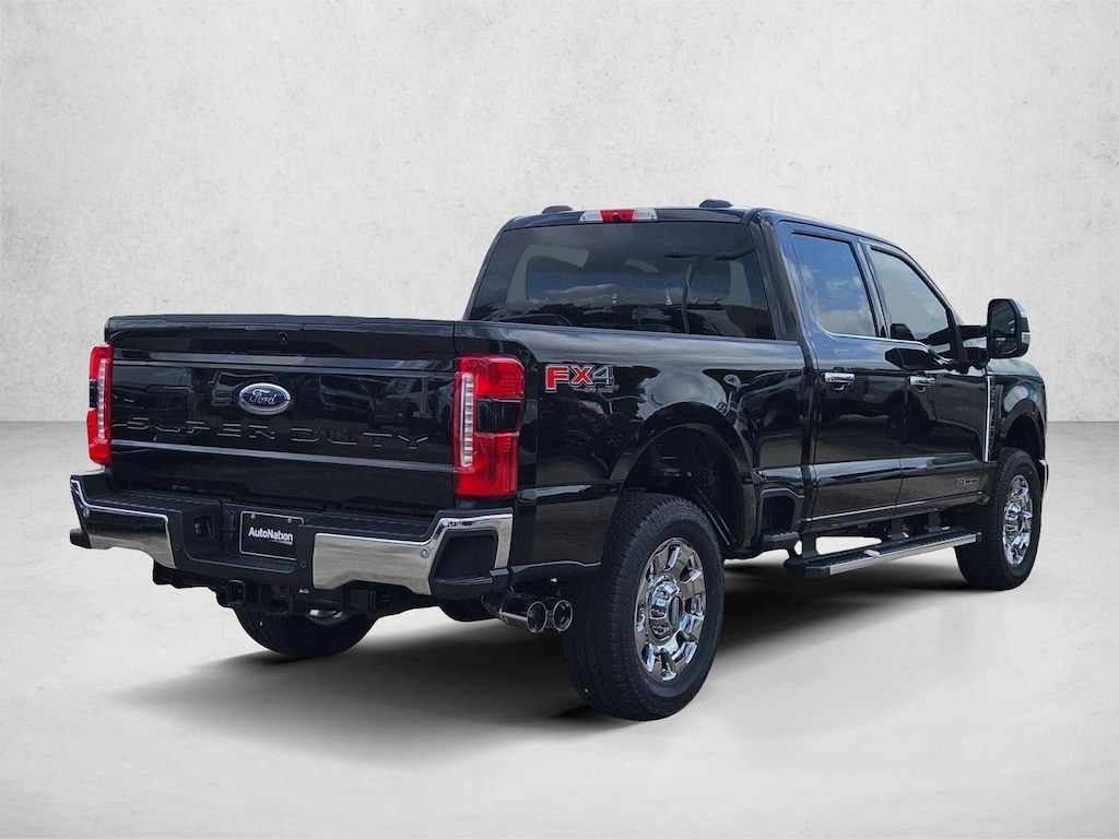 New 2026 Ford F-250 LARIAT Truck Crew Cab