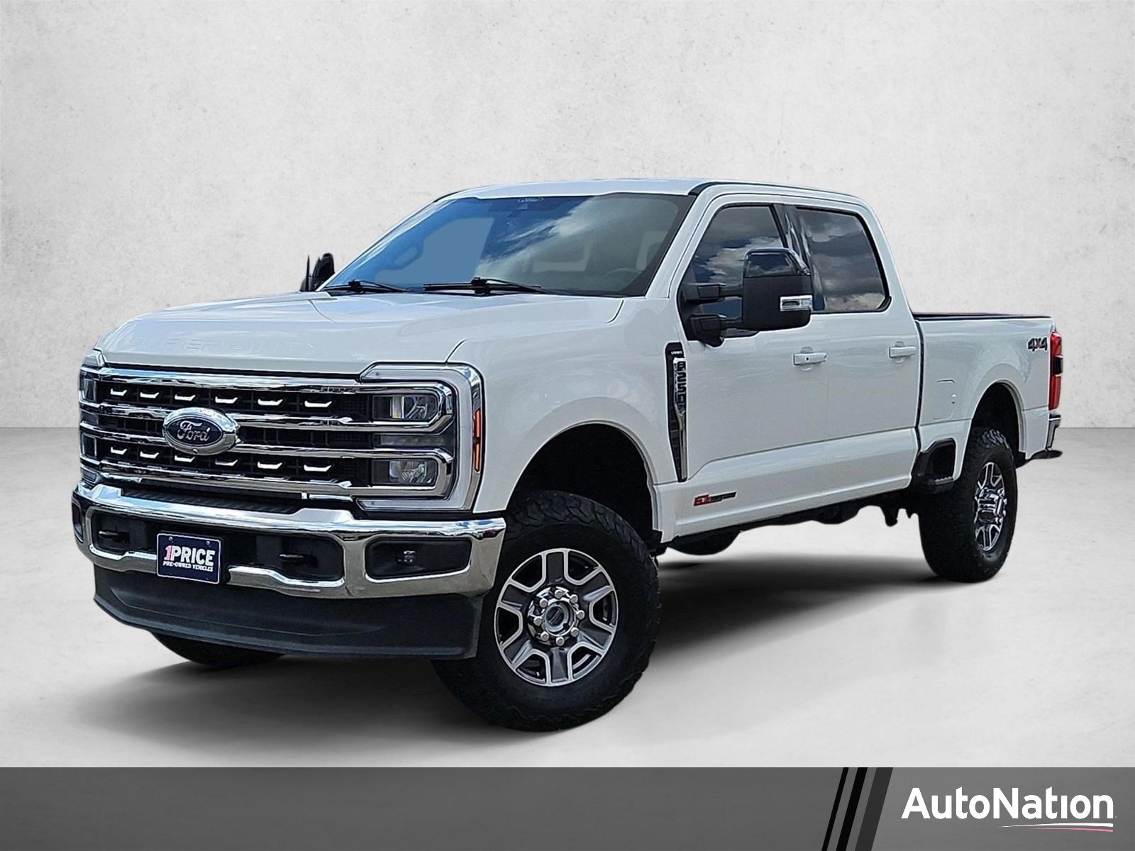 Used 2024 Ford F-250 LARIAT Truck Crew Cab