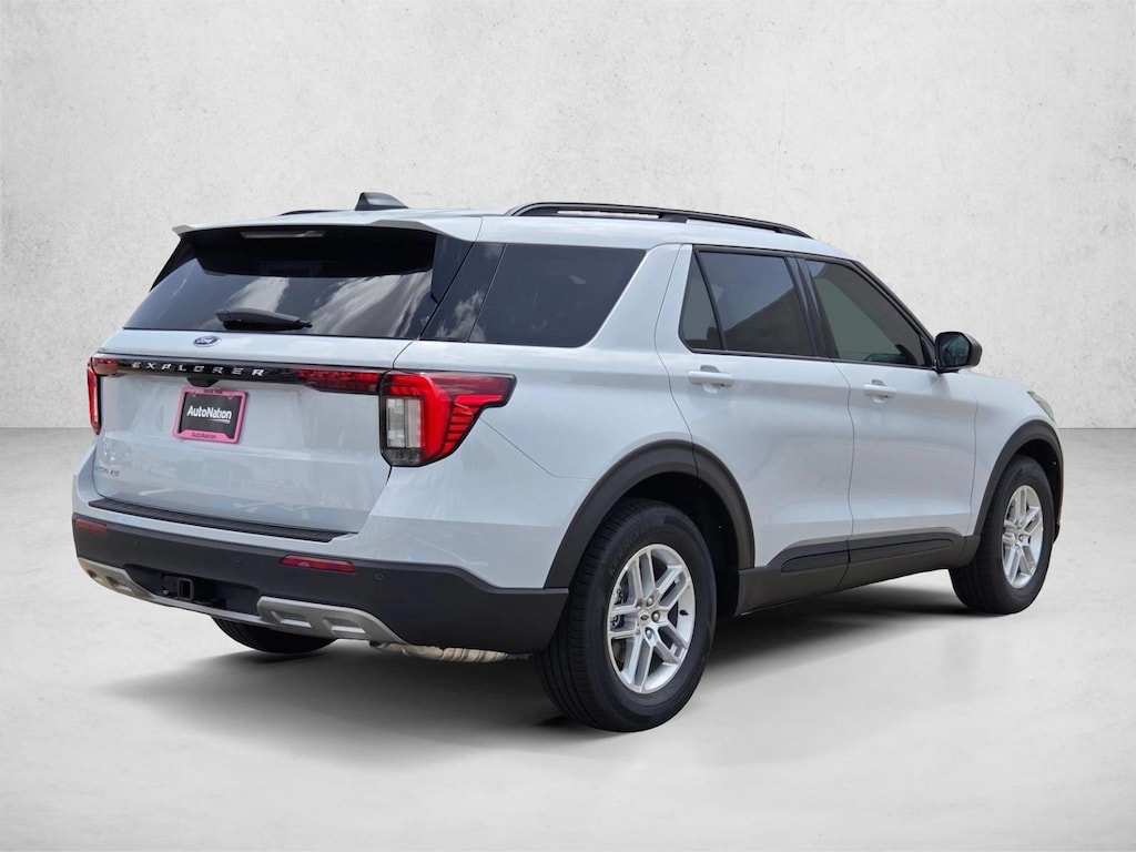 New 2026 Ford Explorer Active w/200A Pkg SUV