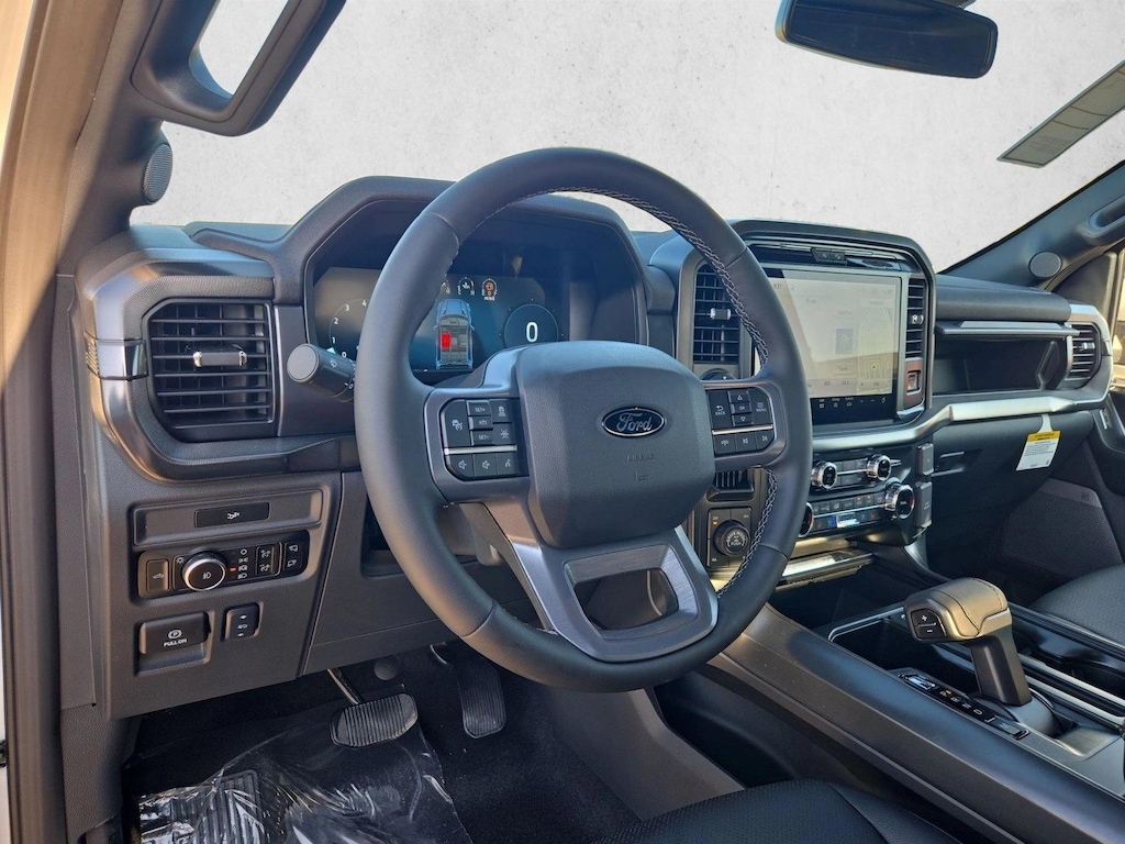 New 2026 Ford F-150 LARIAT Truck SuperCrew Cab