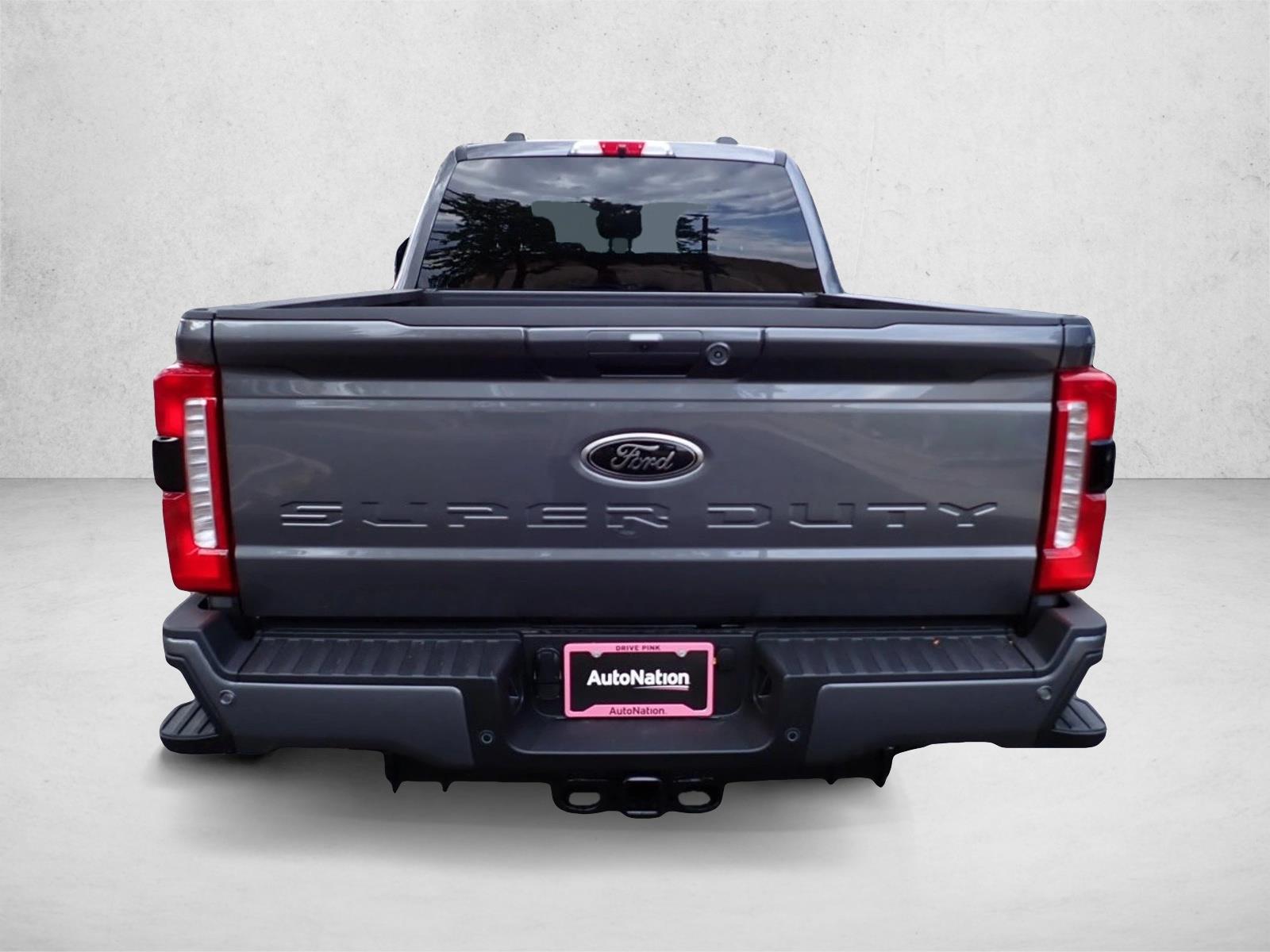 New 2026 Ford F-250 LARIAT Truck Crew Cab