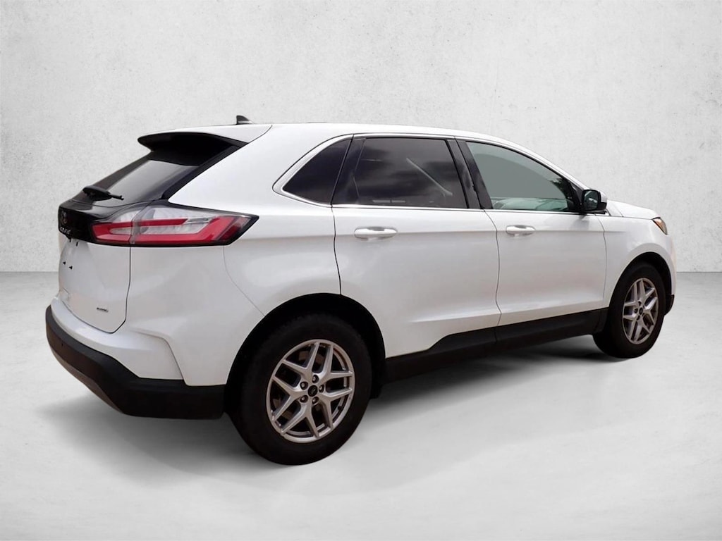 Used 2024 Ford Edge SEL SUV