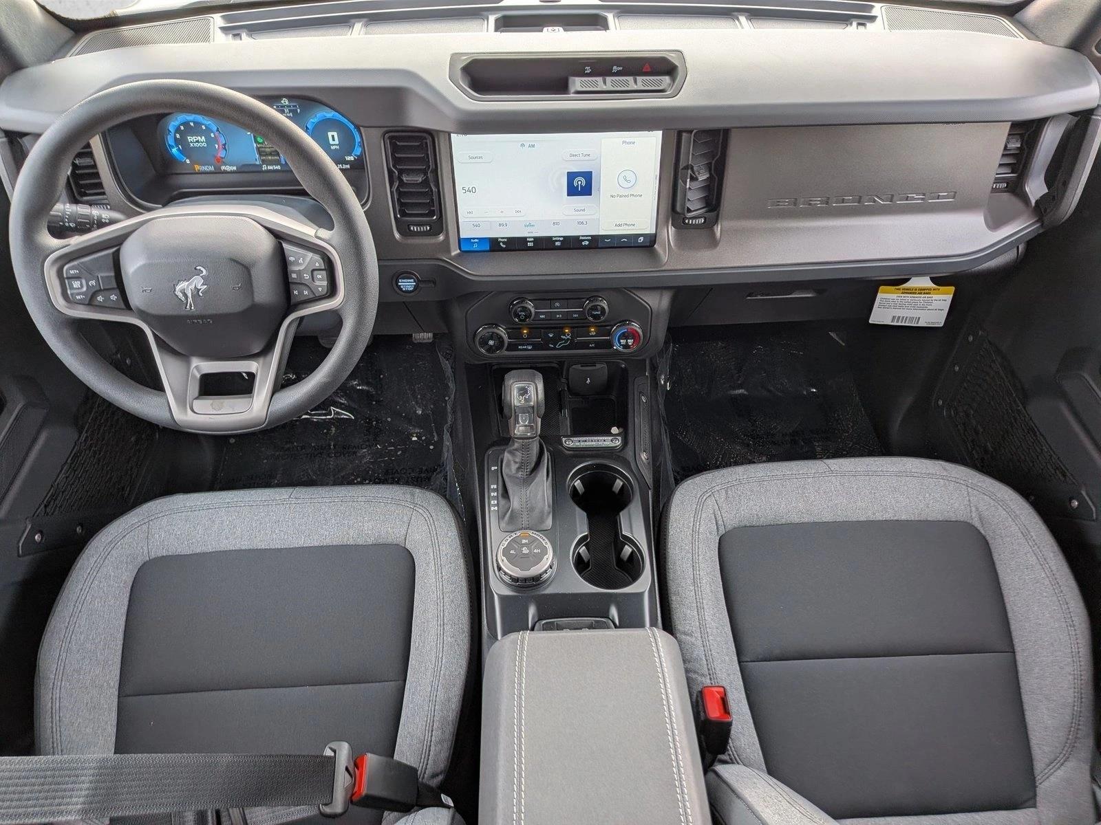 2025 Ford Bronco 4-Door Base - Photo 14