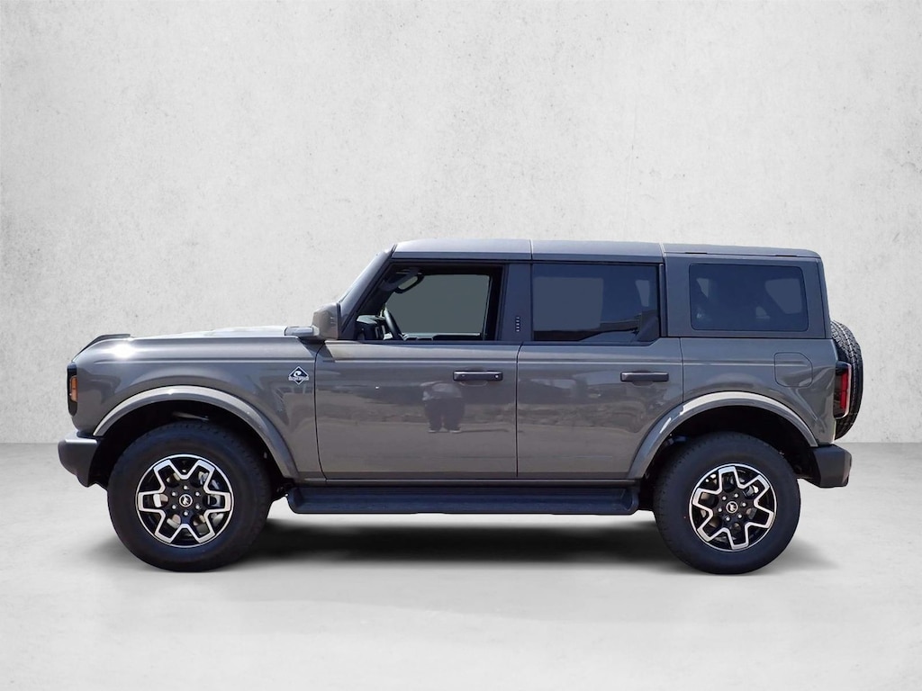New 2026 Ford Bronco Outer Banks SUV