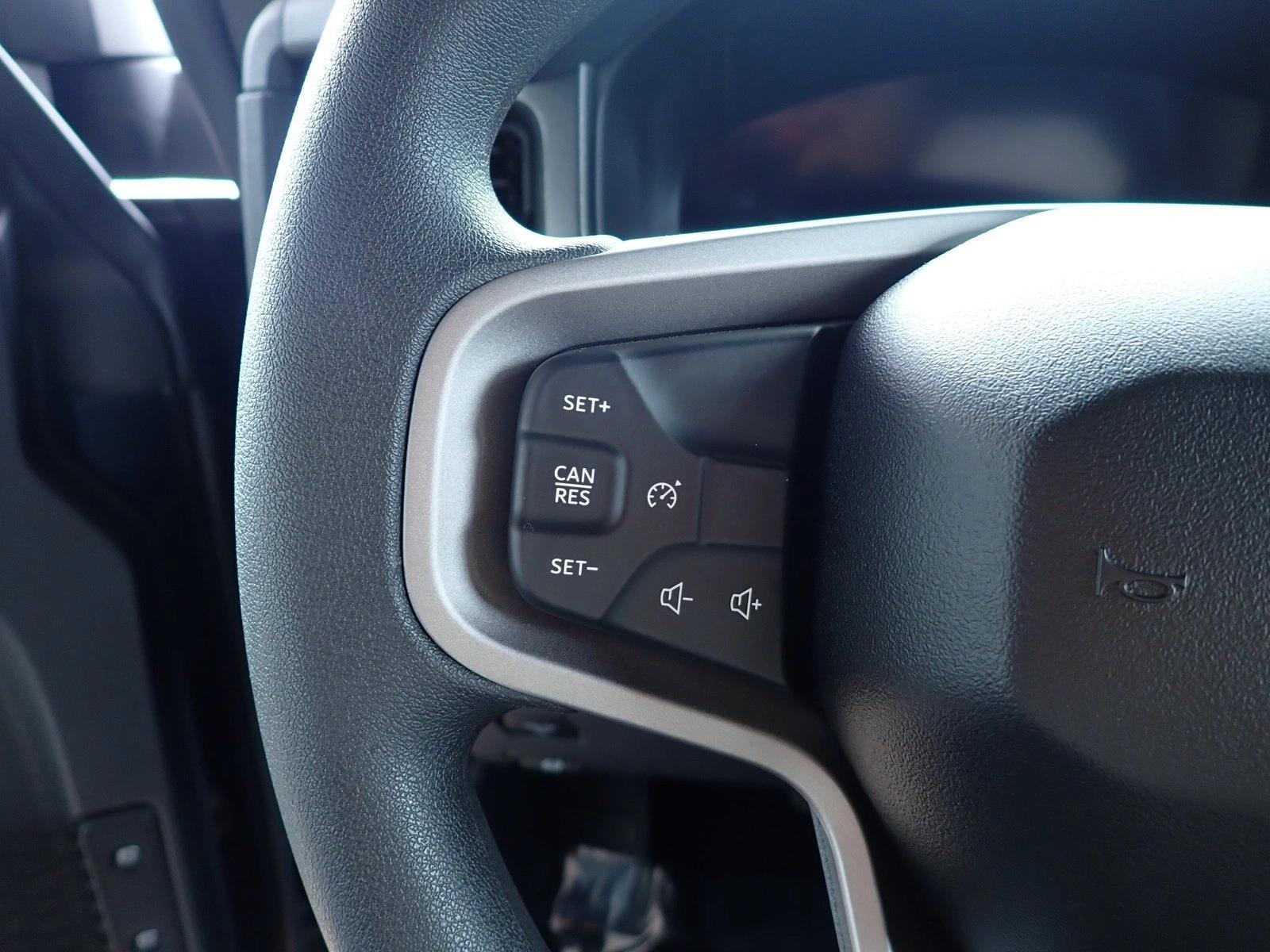 2025 Ford Bronco 4-Door Base - Photo 17