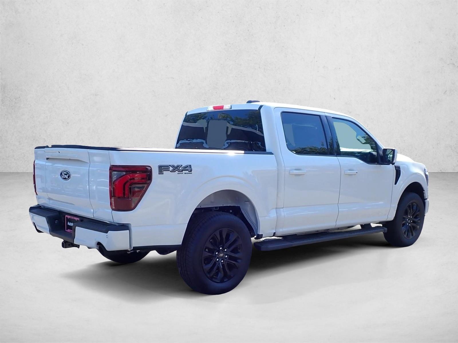 New 2026 Ford F-150 LARIAT Truck SuperCrew Cab
