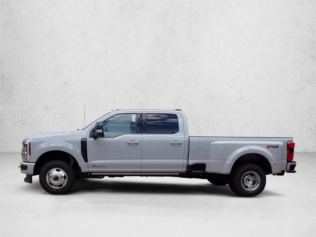 New 2026 Ford F-350 Platinum Truck Crew Cab
