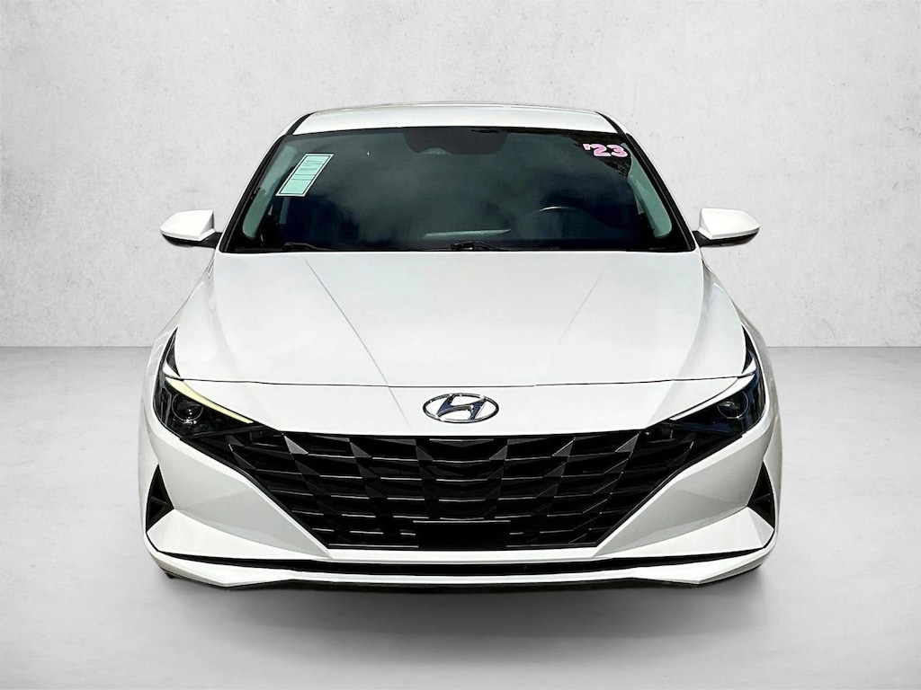 Used 2023 Hyundai Elantra SEL Sedan