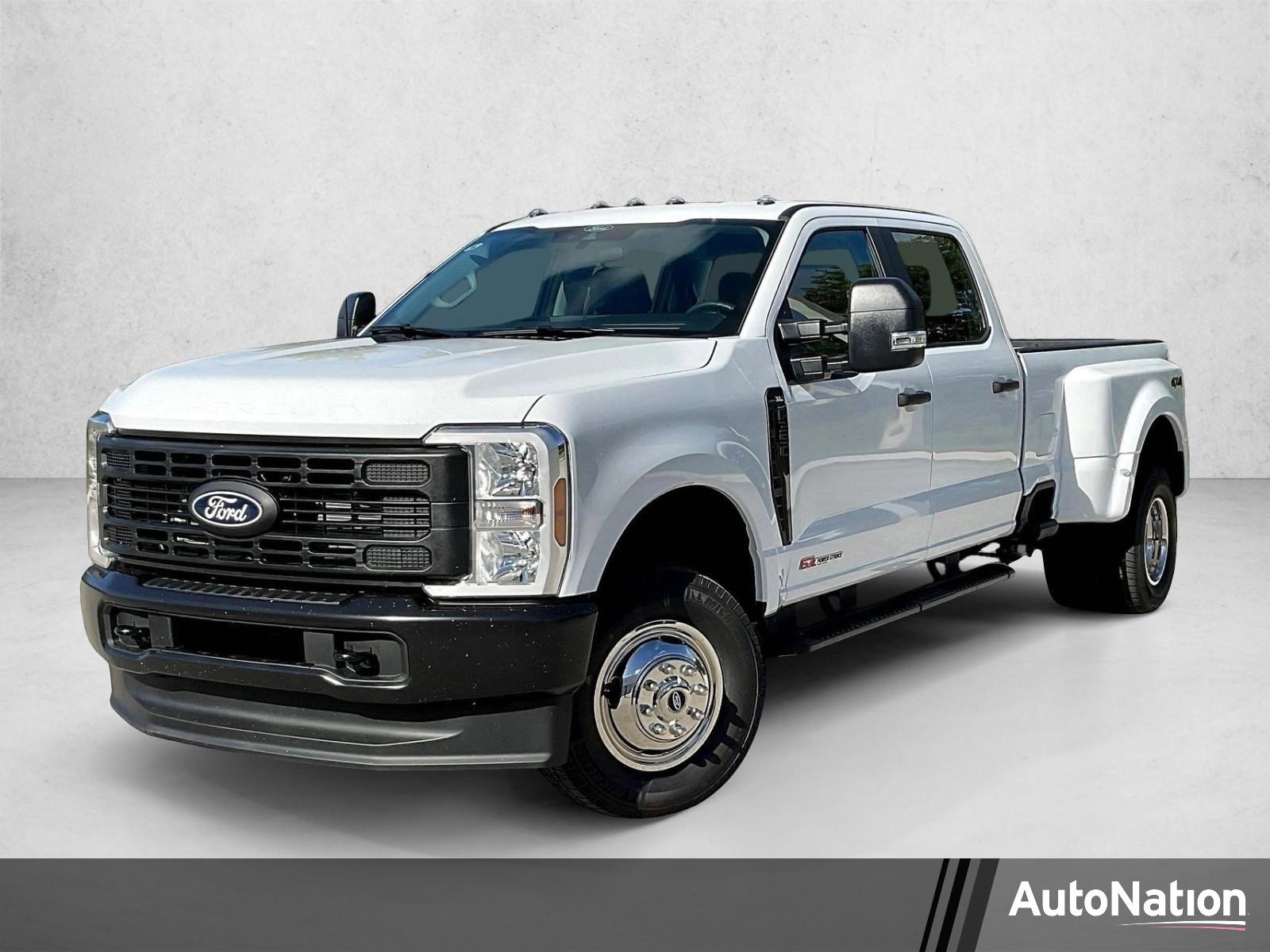 2027 Ford F-350 XL Truck Crew Cab