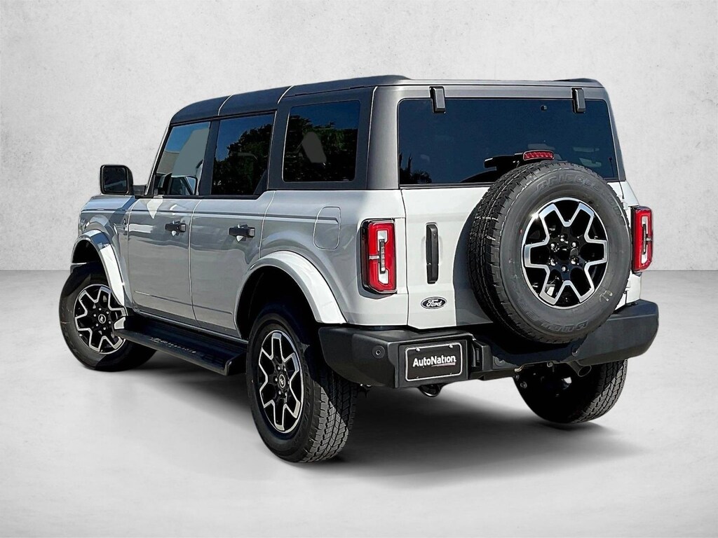 New 2026 Ford Bronco Outer Banks SUV
