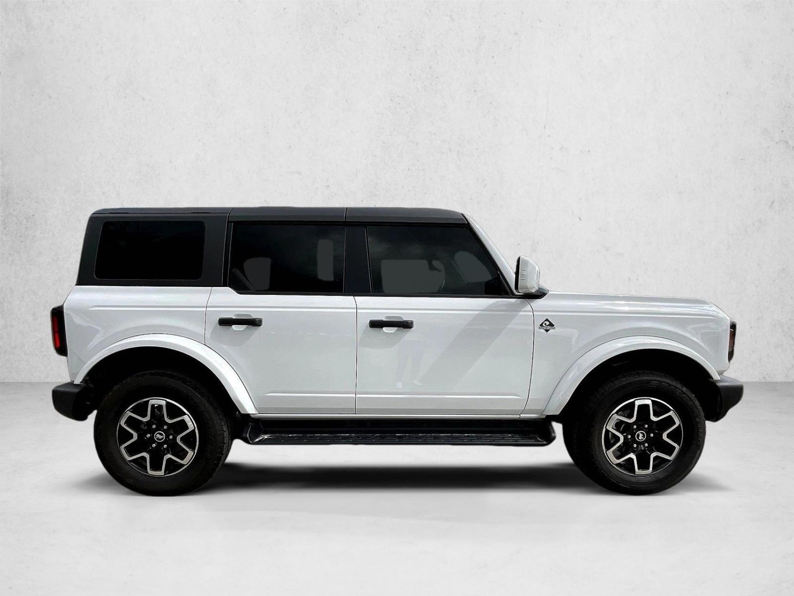 New 2026 Ford Bronco Outer Banks SUV