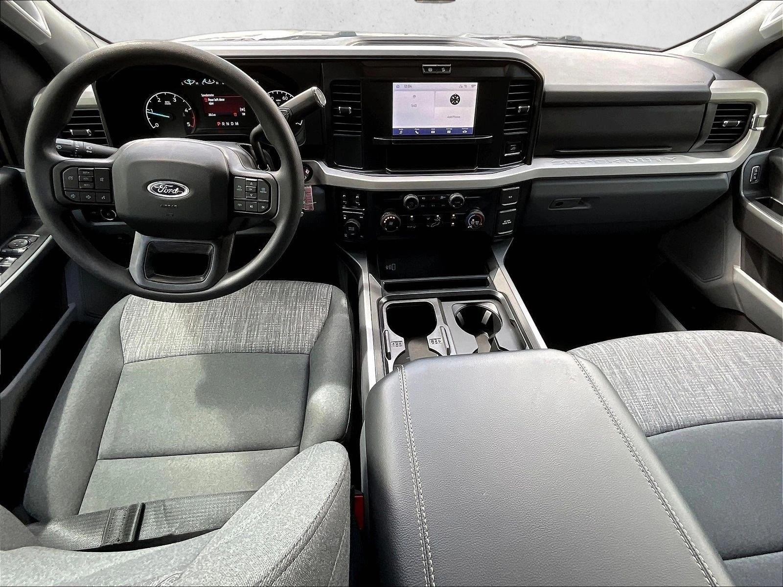 2026 Ford F-250 Super Duty XLT - Photo 6