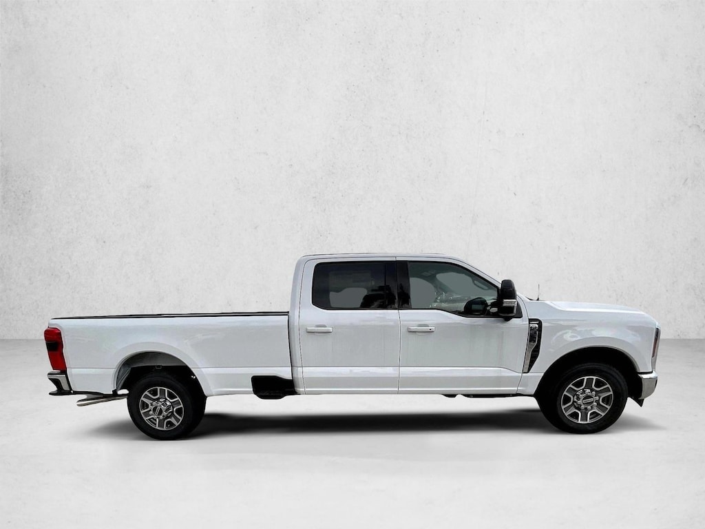 New 2026 Ford F-350 LARIAT Truck Crew Cab