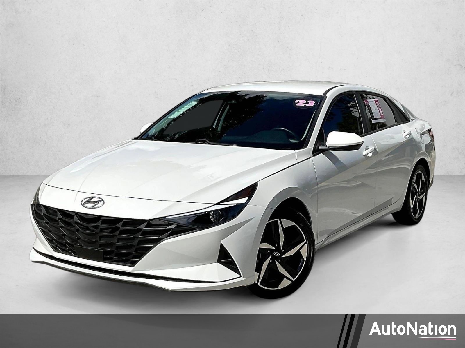 Used 2023 Hyundai Elantra SEL Sedan