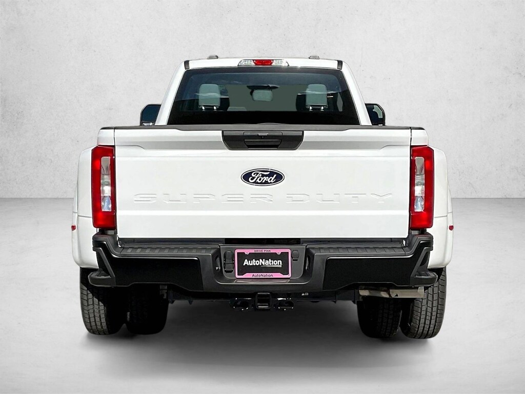 New 2027 Ford F-350 XL Truck Crew Cab