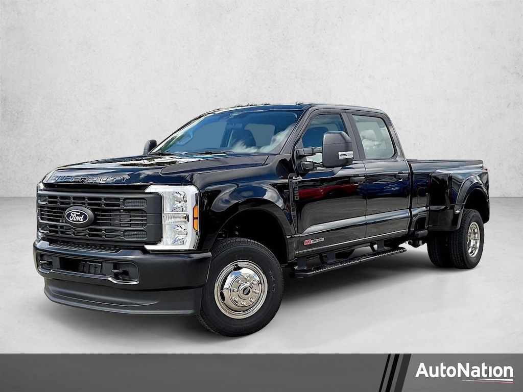 New 2027 Ford F-350 XL Truck Crew Cab