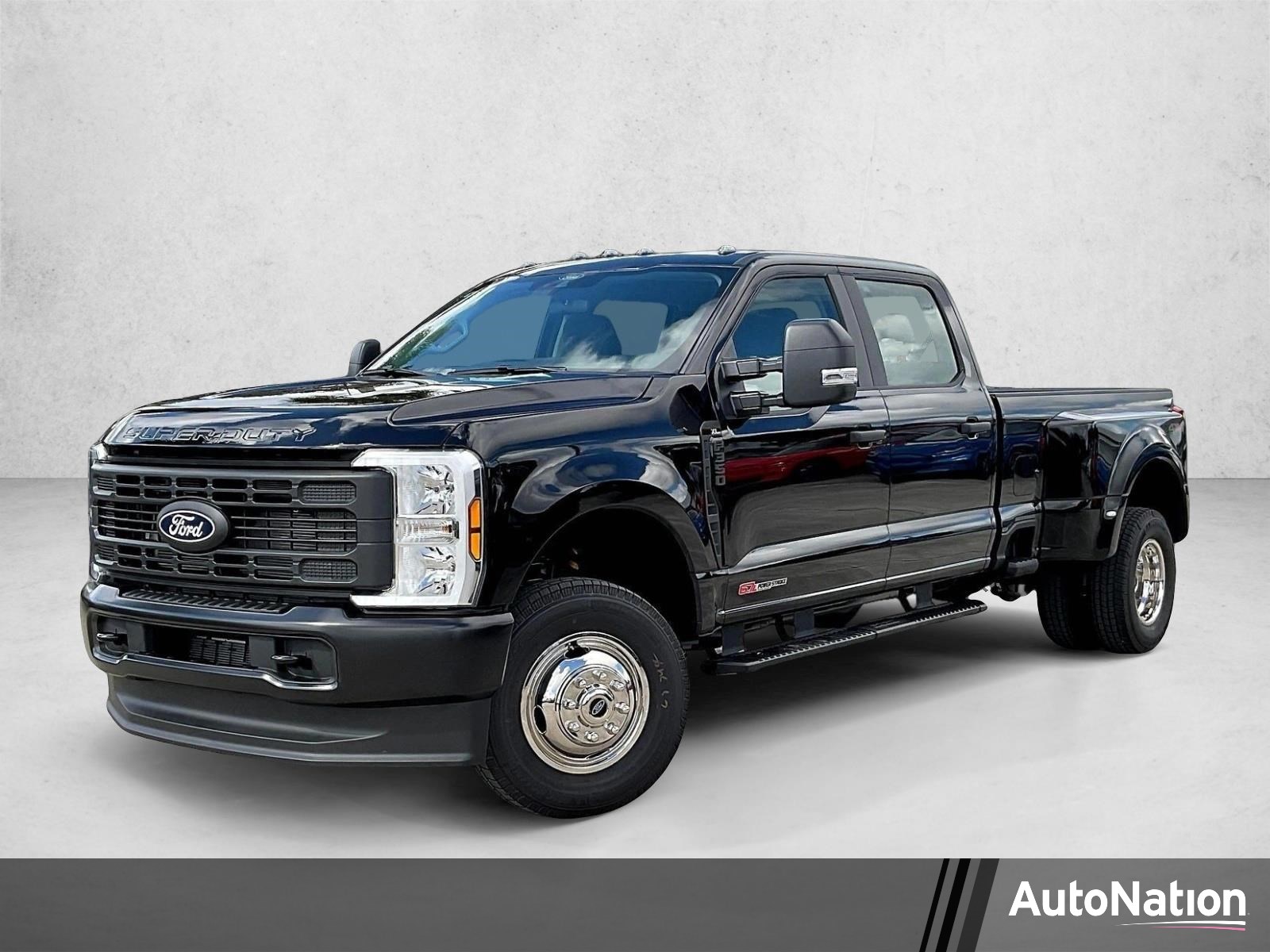 2027 Ford F-350 XL Truck Crew Cab