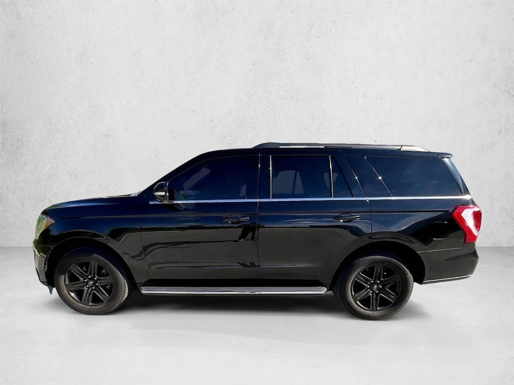 Used 2018 Ford Expedition XLT SUV