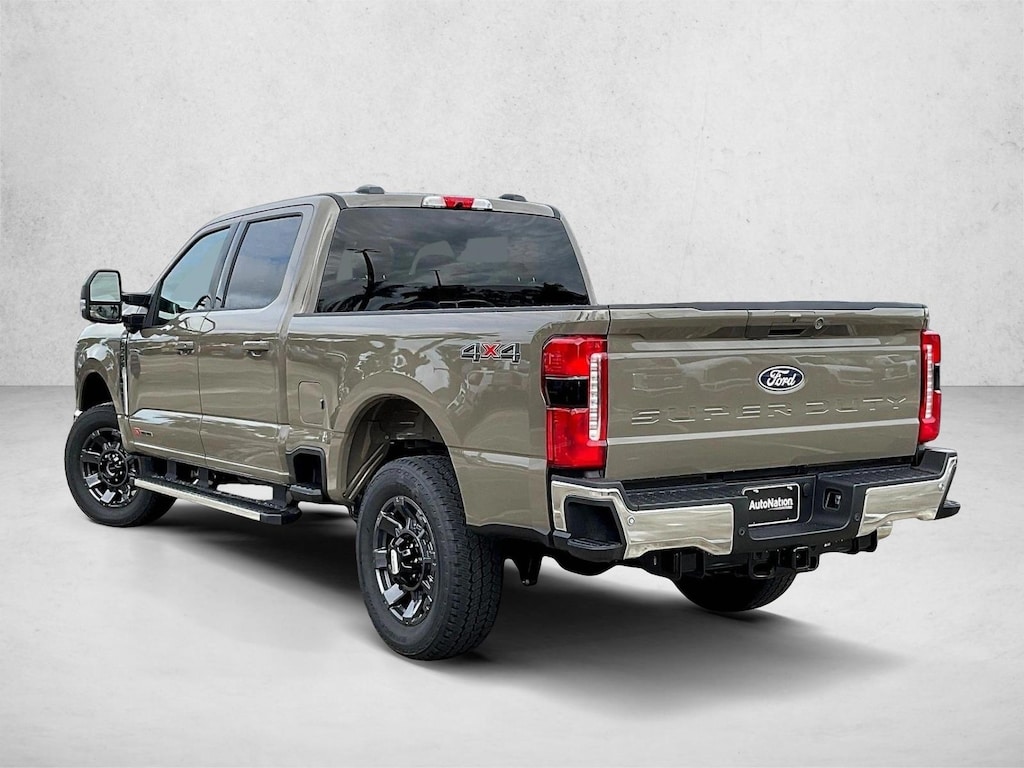 New 2027 Ford F-250 XLT Truck Crew Cab