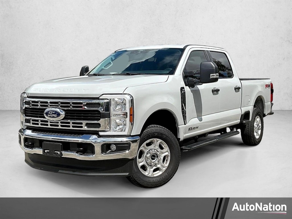 New 2026 Ford F-250 XLT Truck Crew Cab