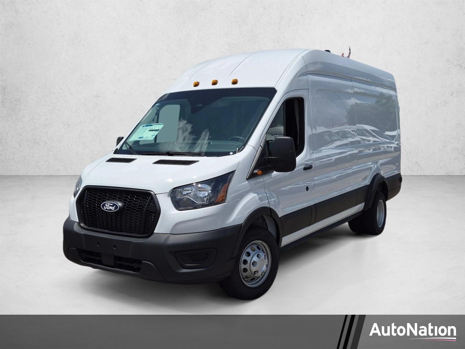  Ford Transit-350 Cargo