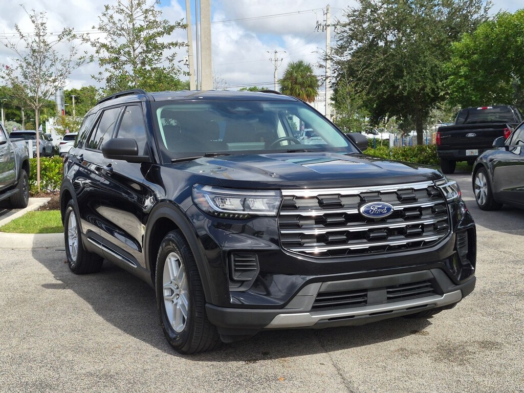 Certified 2025 Ford Explorer Active SUV