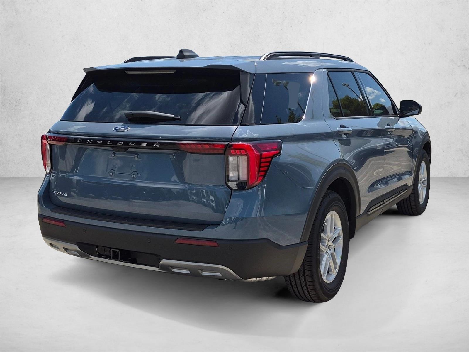 New 2026 Ford Explorer Active w/200A Pkg SUV