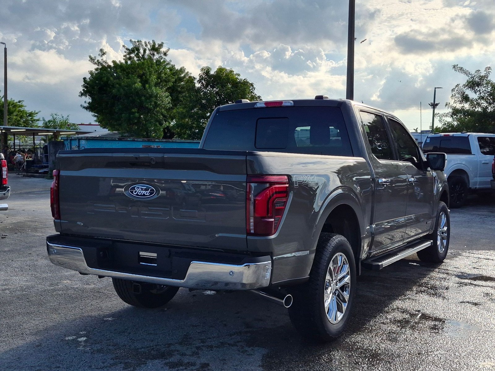 New 2026 Ford F-150 LARIAT Truck SuperCrew Cab