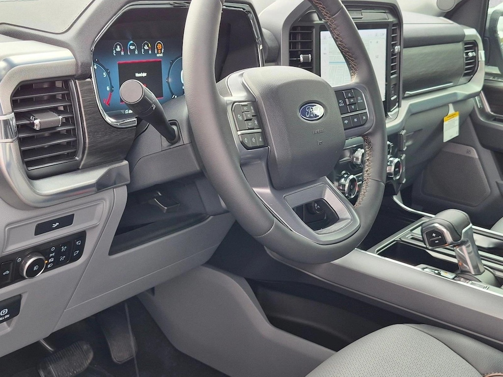 New 2026 Ford F-150 LARIAT Truck SuperCrew Cab
