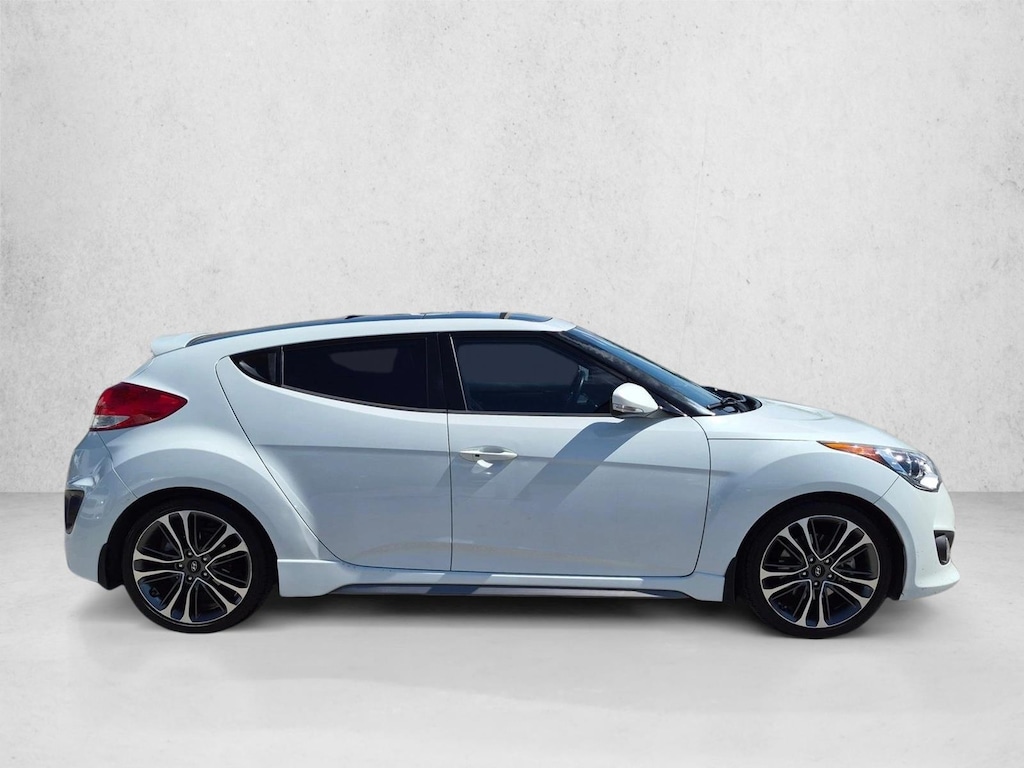 Used 2016 Hyundai Veloster Turbo Hatchback