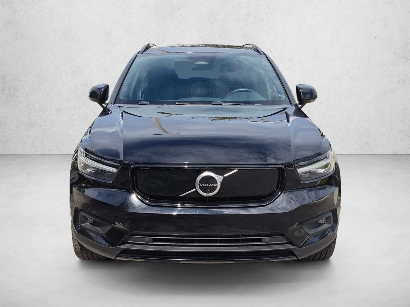 Used 2022 Volvo XC40 Plus with VIN YV4ED3UR8N2689136 for sale in Hialeah, FL