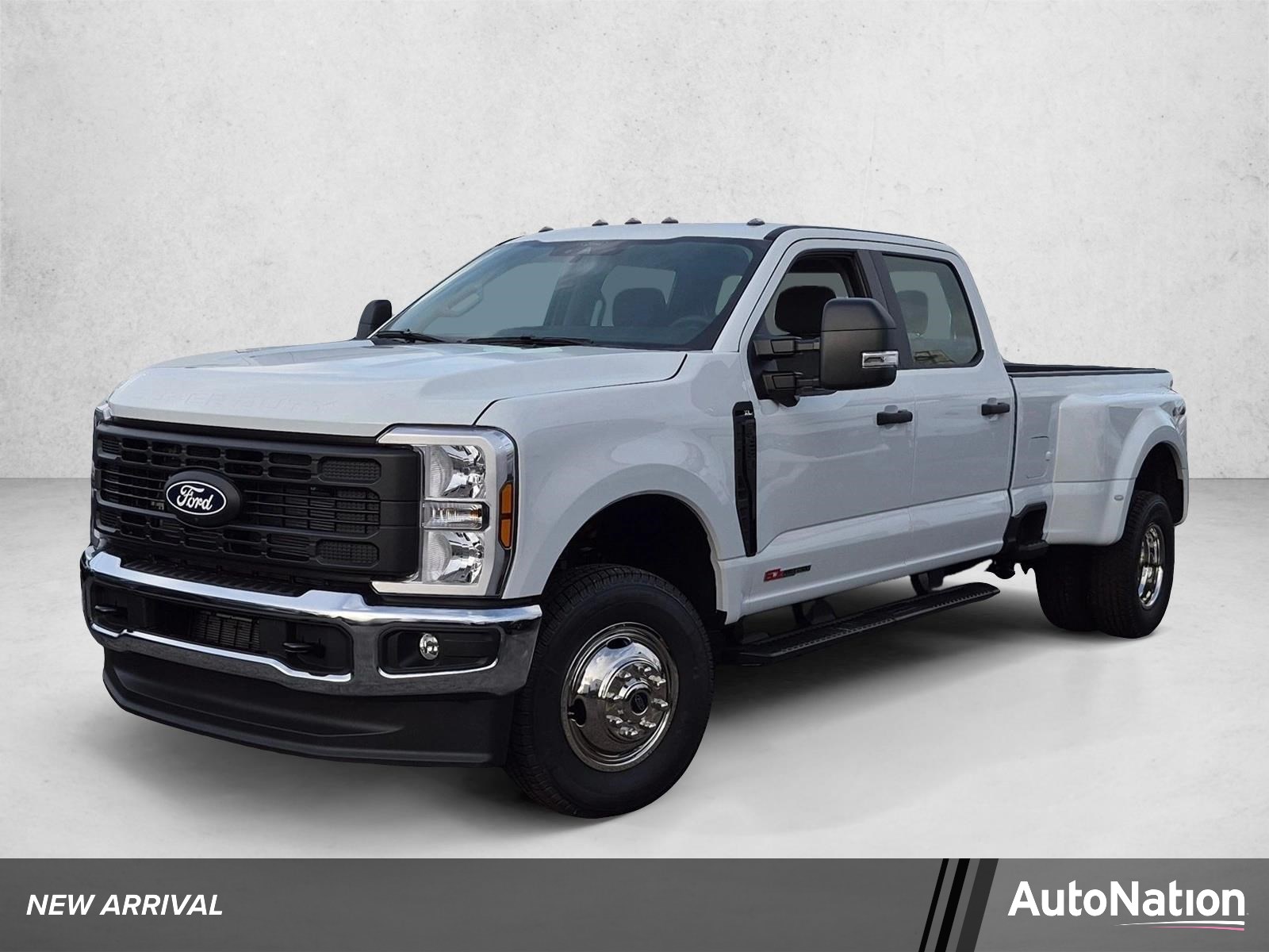 New 2027 Ford F-350 XL Truck Crew Cab