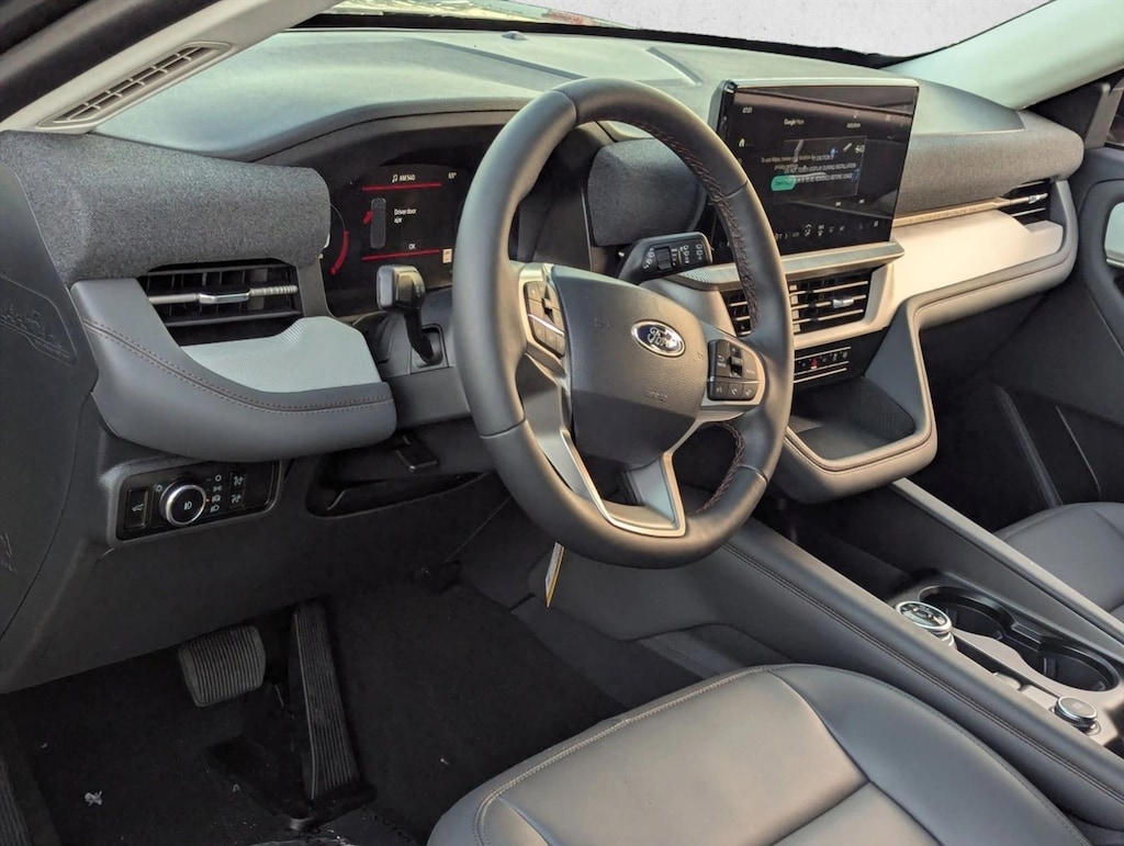 New 2026 Ford Explorer Active w/200A Pkg SUV