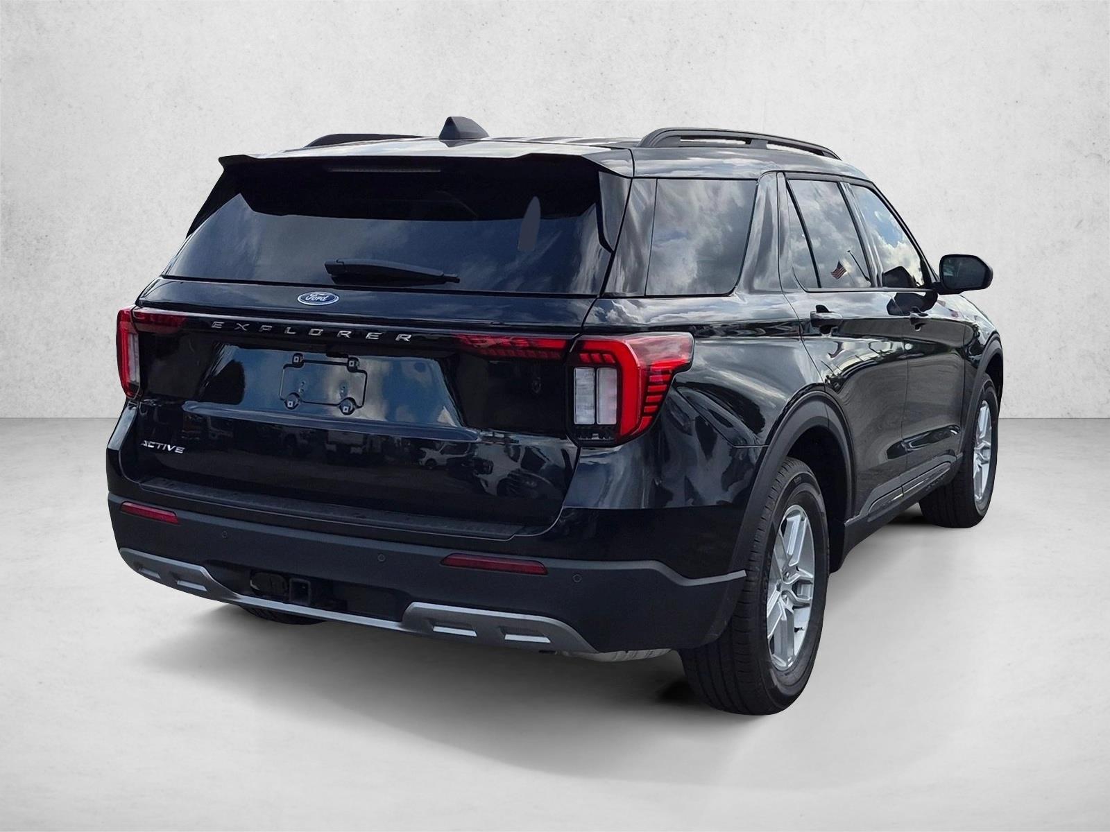 New 2026 Ford Explorer Active w/200A Pkg SUV
