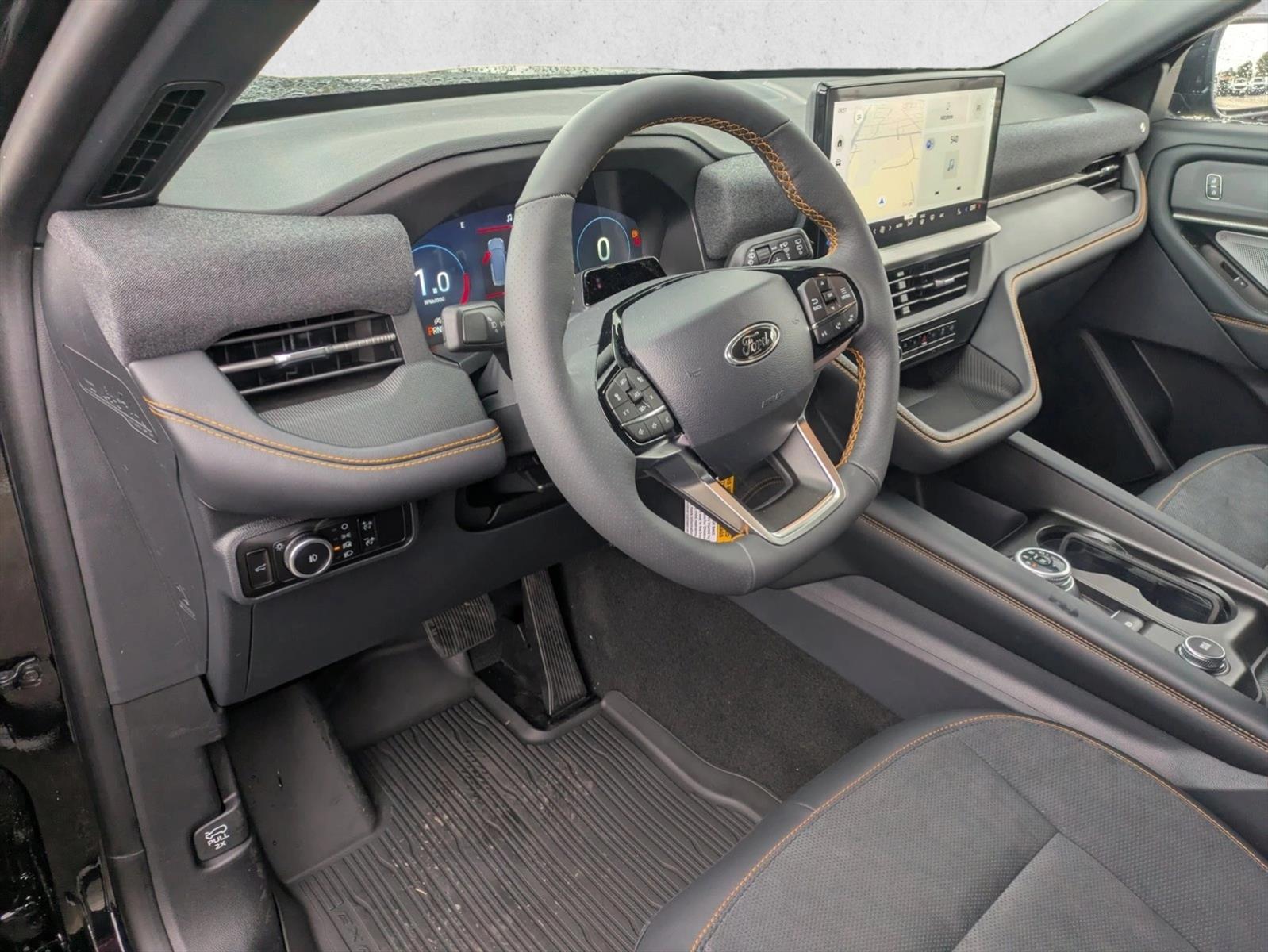 2026 Ford Explorer Tremor - Photo 2