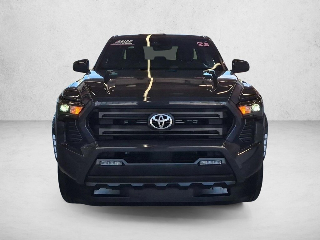 Used 2025 Toyota Tacoma SR5 Truck Double Cab