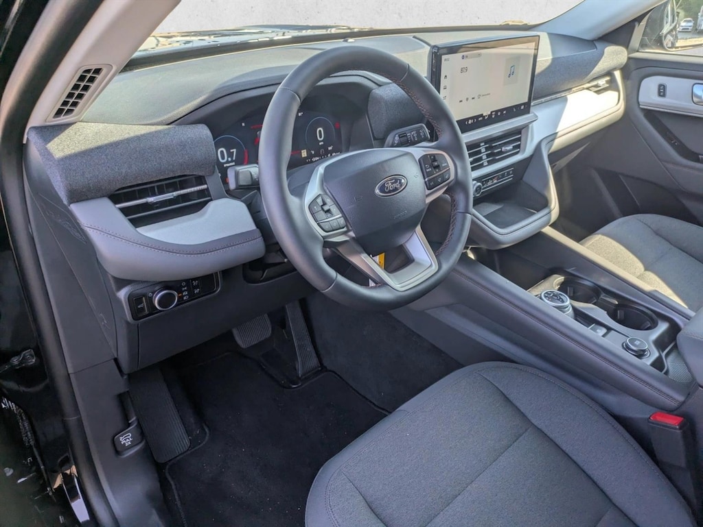 New 2026 Ford Explorer Active w/200A Pkg SUV