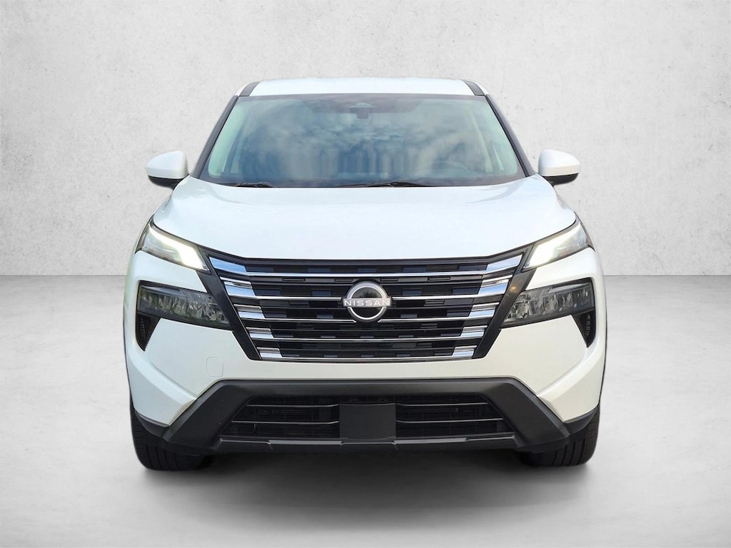 Used 2024 Nissan Rogue SV SUV