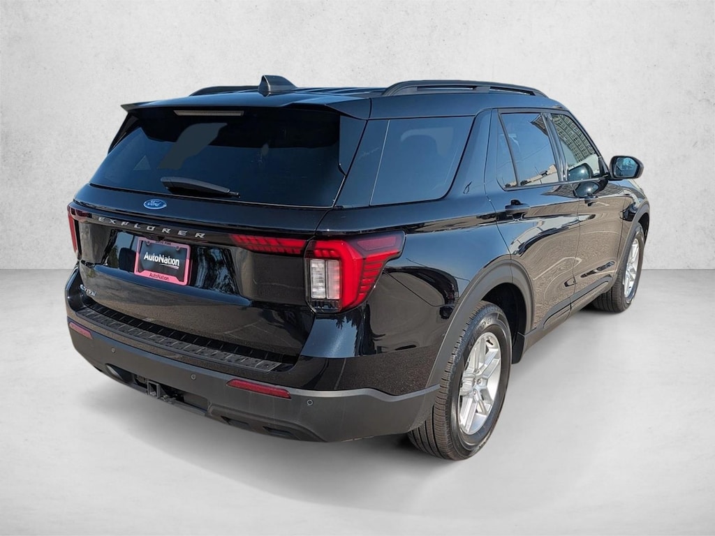 New 2026 Ford Explorer Active w/200A Pkg SUV
