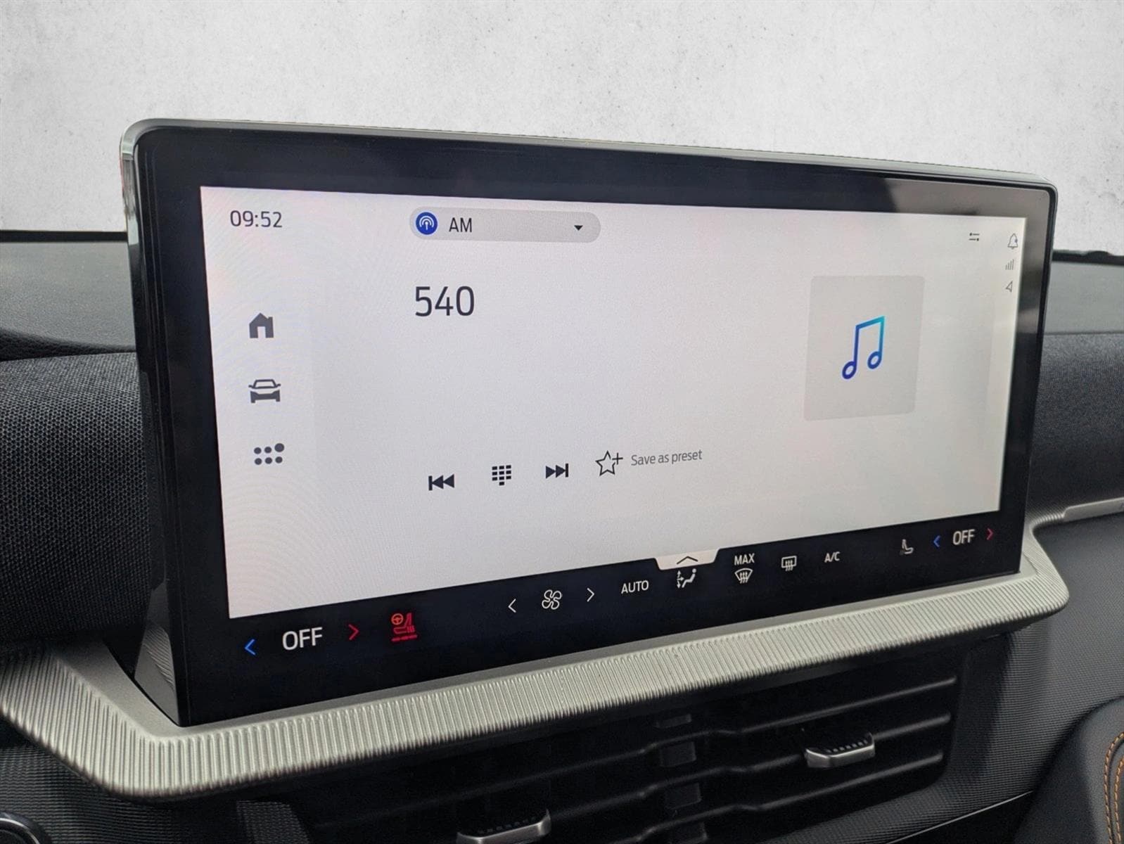 2026 Ford Explorer Tremor - Photo 11