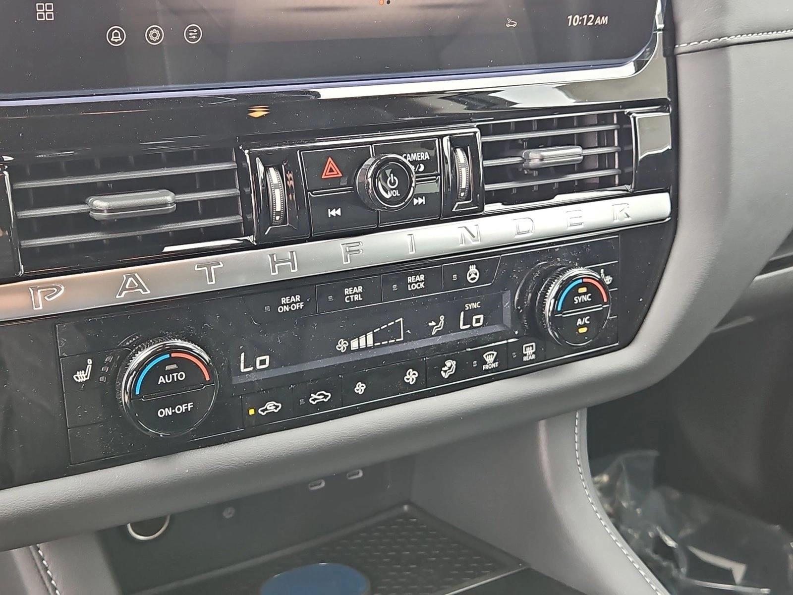 2026 Nissan Pathfinder SL - Photo 11