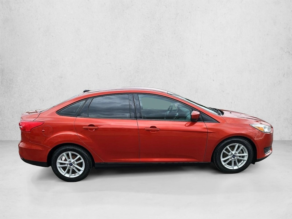 Used 2018 Ford Focus SE Sedan