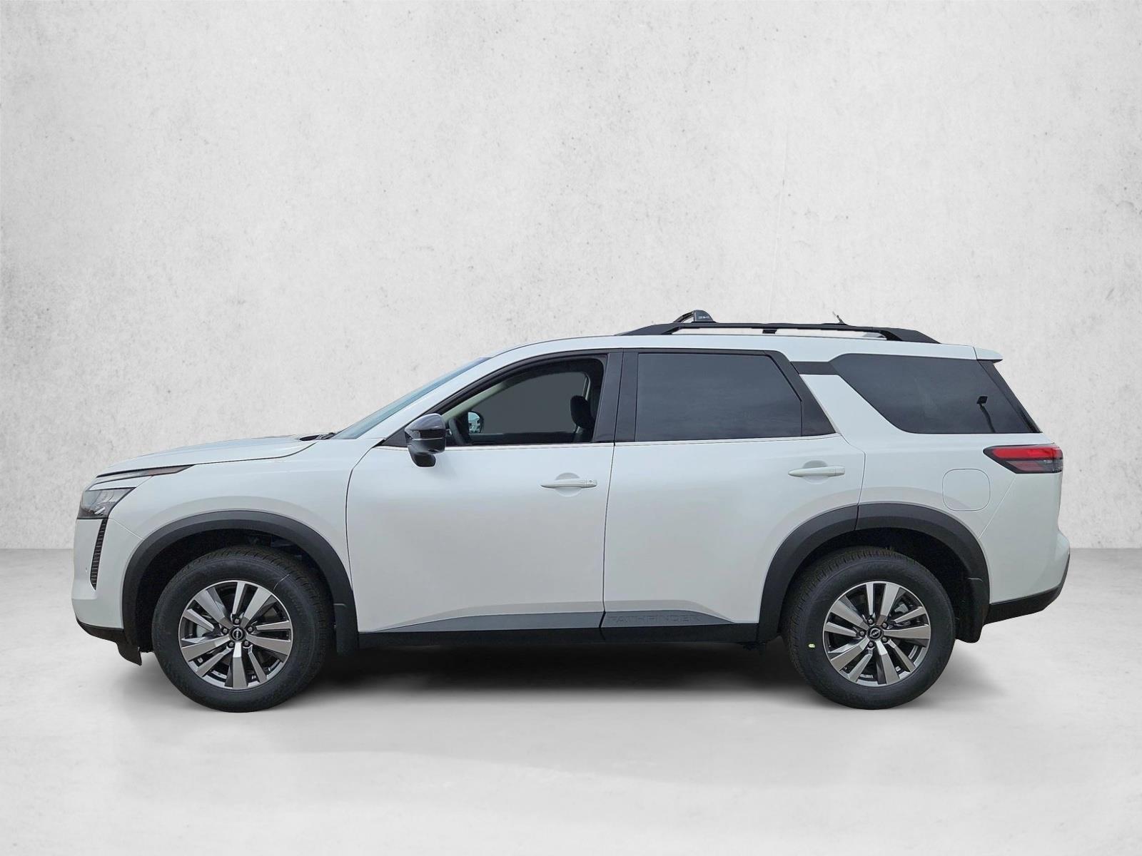 2026 Nissan Pathfinder SL - Photo 5