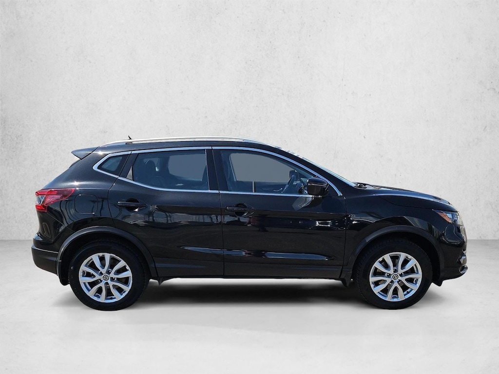 Used 2020 Nissan Rogue Sport SV SUV